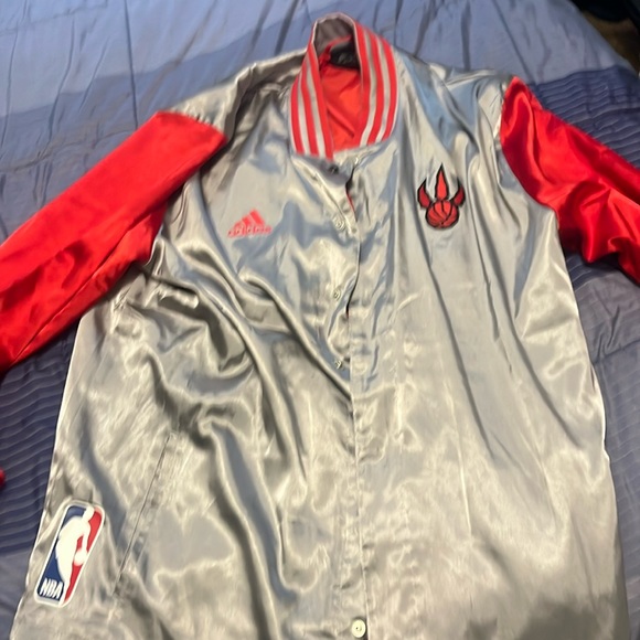 Toronto raptors varsity jacket bought at the stadium - Picture 1 of 3